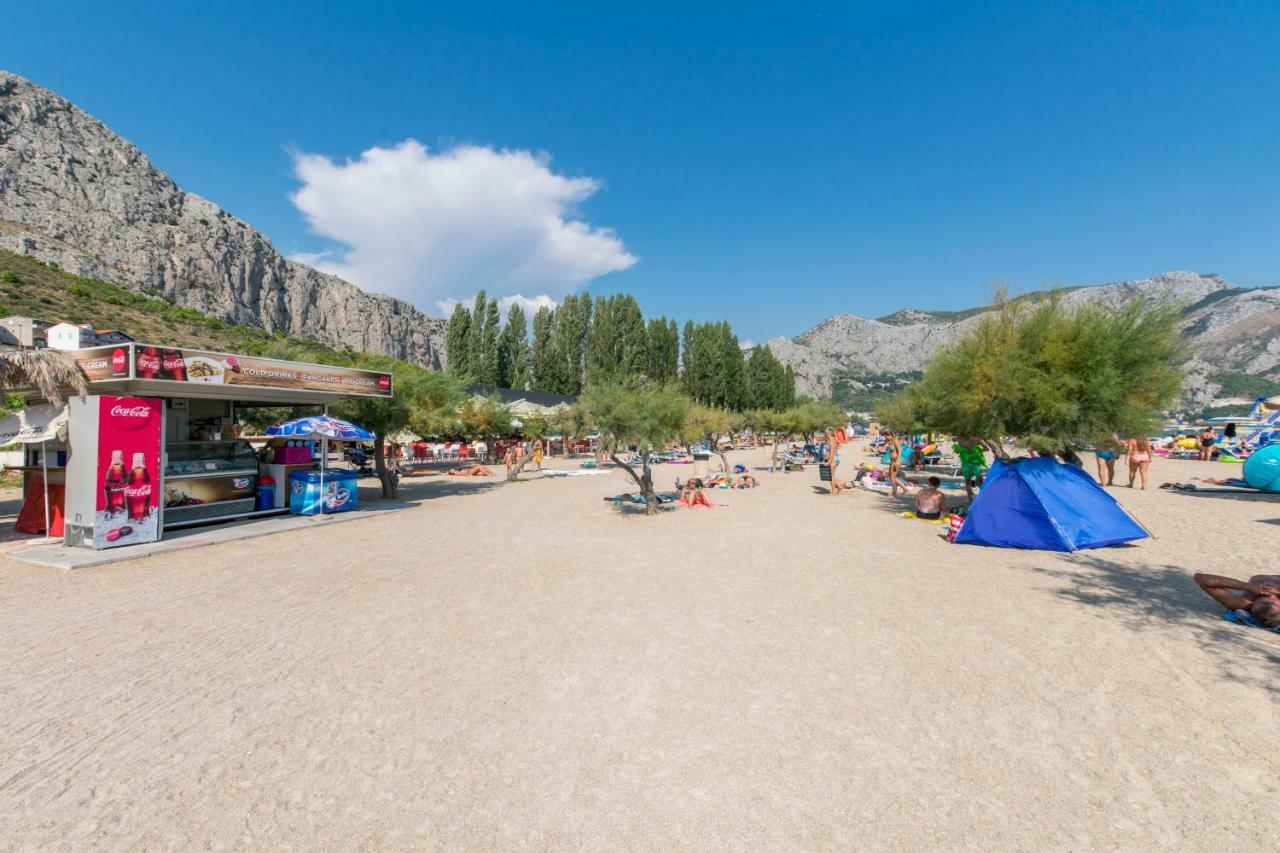 Villa Sara With Sea View And Private Heated Pool Omiš Extérieur photo